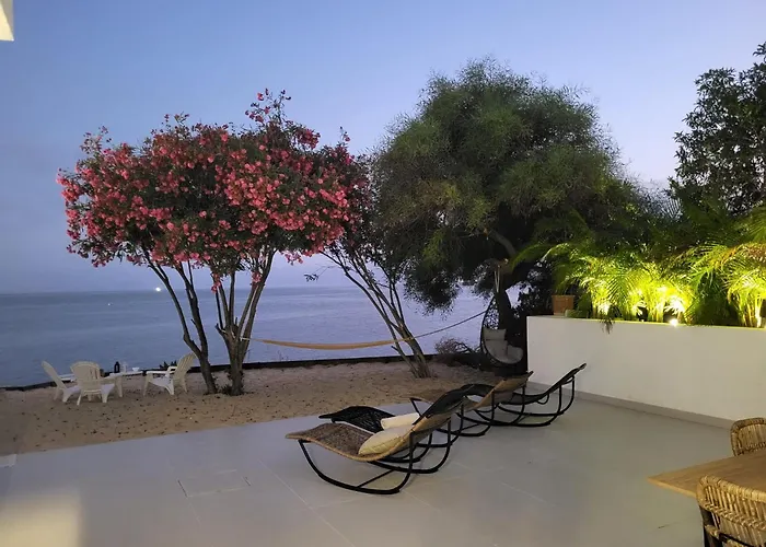 Beachfront Villa *
